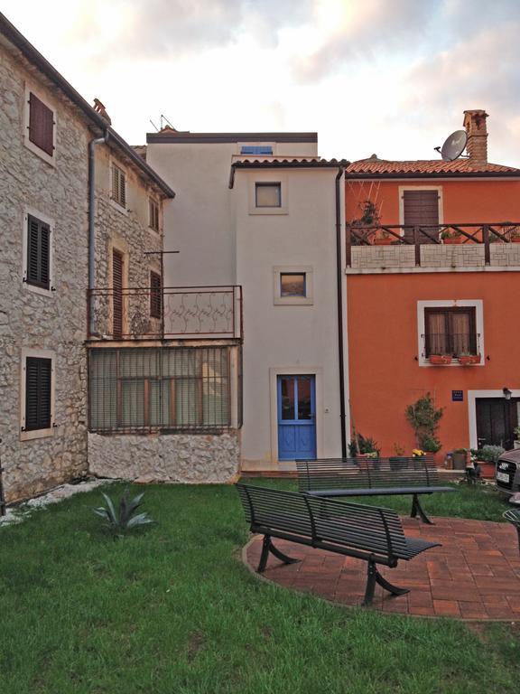 Stone House Apartments بروتونيغلا المظهر الخارجي الصورة